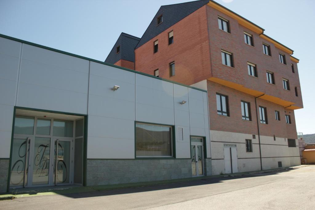 Hostal Tio Pepe II Bembibre  Kültér fotó