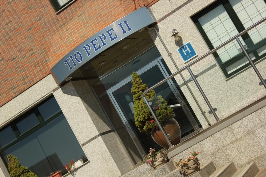 Hostal Tio Pepe II Bembibre  Kültér fotó